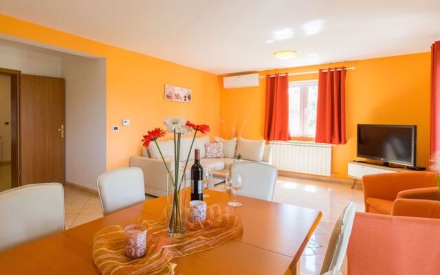 Apartment Cancar Como 34662