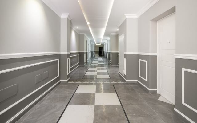 Cavour Deluxe by Mmega