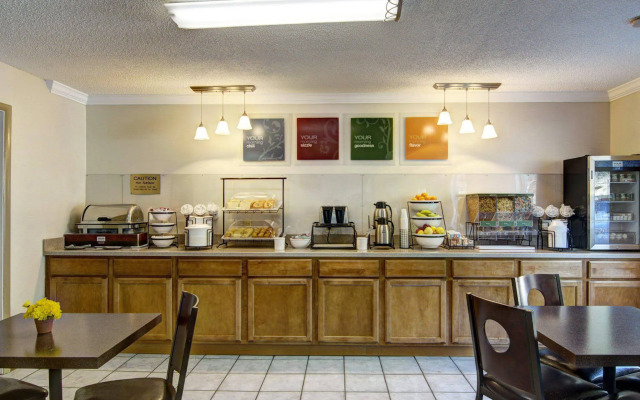 Clarion Pointe Beckley