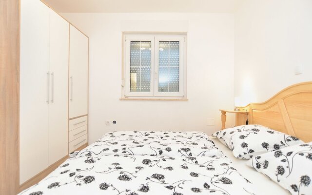 Apartment 1739