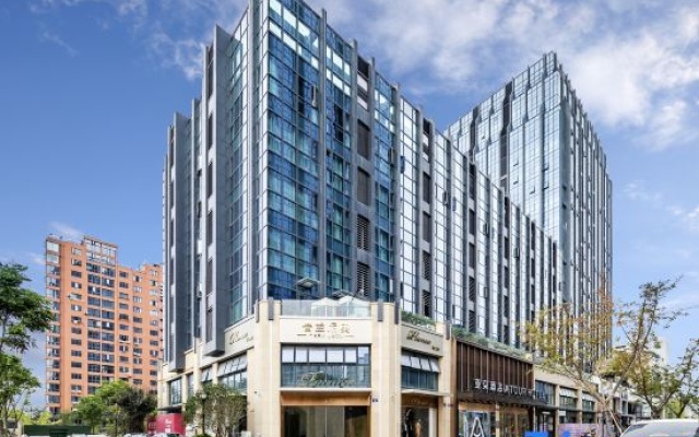 Yado Hotel, Century Avenue, Wanlian Plaza, Jiashan — 4-star hotel in Jiaxing