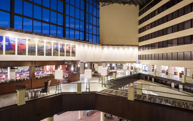 Crowne Plaza Hotel Houston
