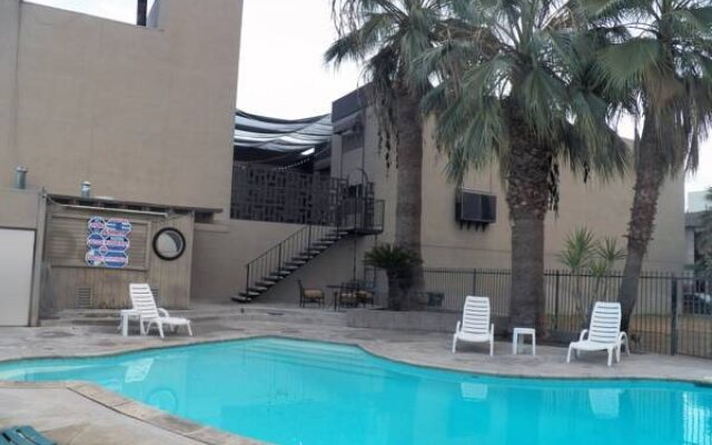 Vagabond Inn Executive Bakersfield Downtowner