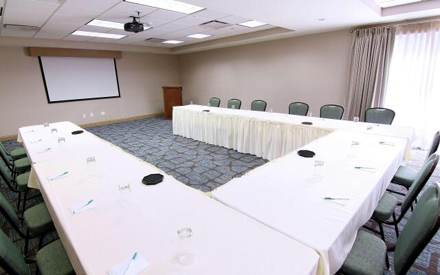 Homewood Suites by Hilton Fargo