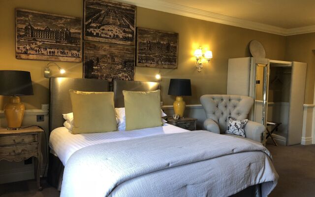 Coombe Abbey Hotel
