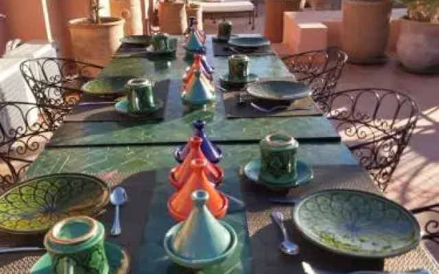 Riad Les Nuits De Marrakech