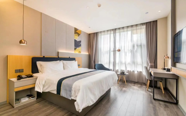 Homeinn Selected Hotel (Qinhuangdao Haigang District Yanshan University Maoye Center)