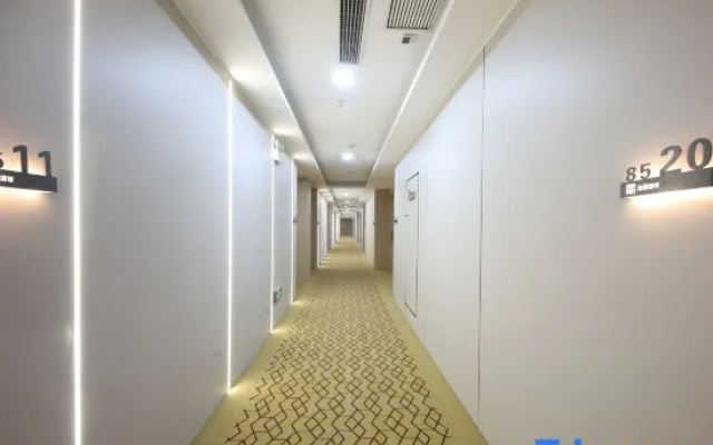 Taihe Golden Season Hotel