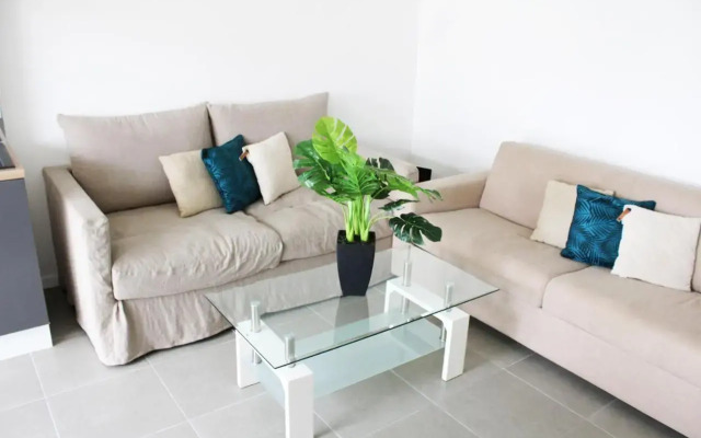 Blue Vista - 1 bedroom condo in Nettle Bay