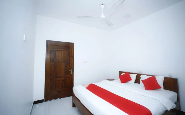 OYO 310 Sea Lagoon Beach Hotel