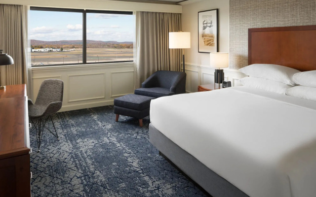 Sheraton Hartford Hotel at Bradley Airport