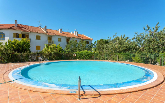 sunny apartment with sea view