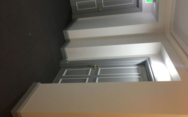 City Escape 2BD in Adelaides East End 3