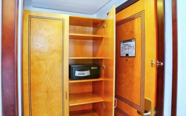 Nasamat Ajiad Hotel