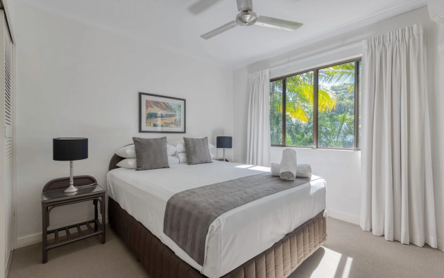 Tropical Reef Apartments Port Douglas – Guest Rooms – Port Douglas