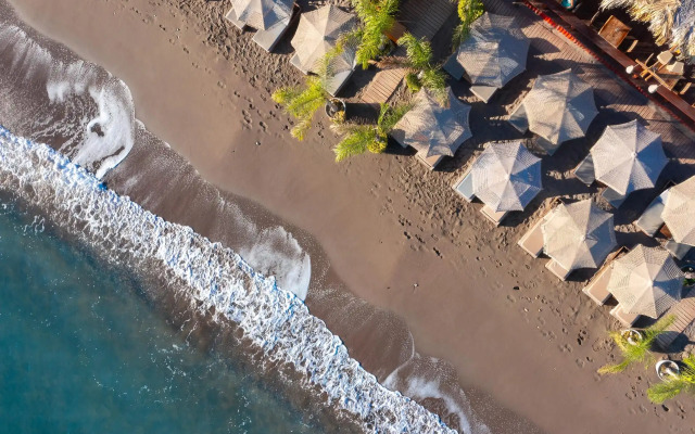 Aquarius Beach Hotel