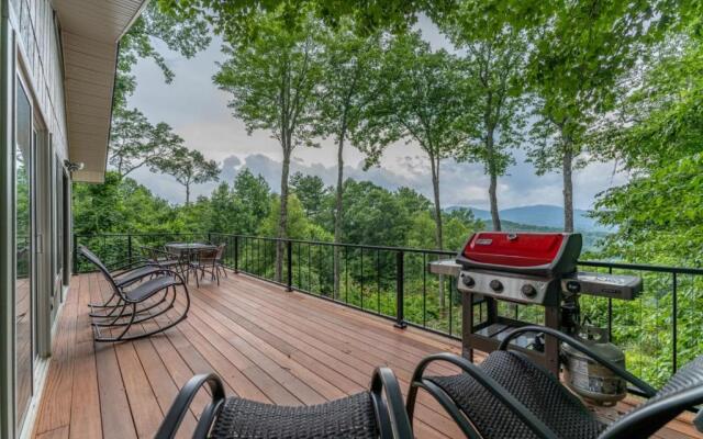 Journey House With Views