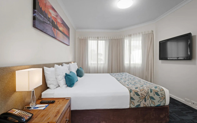 Broadwater Resort Como