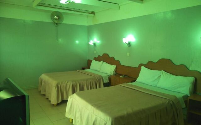 Owoods Annex Hotel