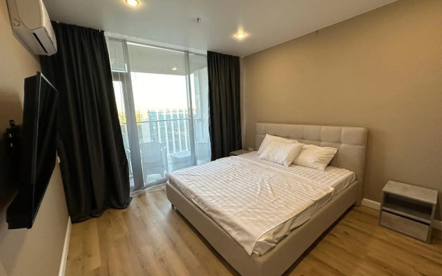 Апартаменты на проезде Золотой Берег, 2Е