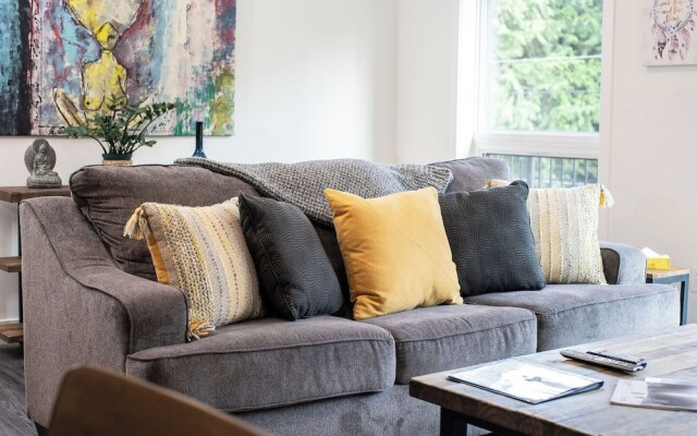 L'Austin Rêve by Revelstoke Vacations