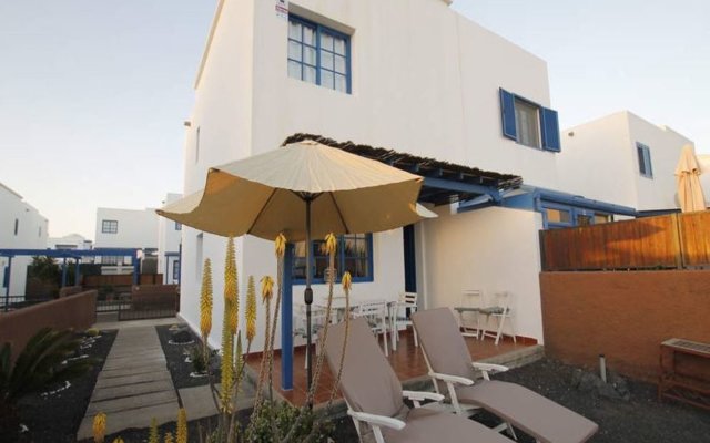House in Playa Blanca - 104377 by MO Rentals