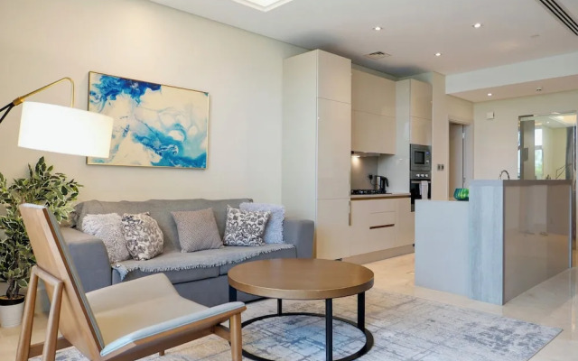 Sea & Garden View Apartments - The 8