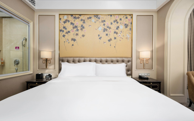 Crowne Plaza Zhengzhou by IHG