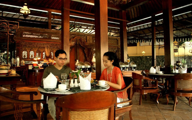 Laras Asri Resort and SPA