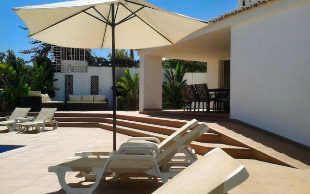 "villa 81 Great Spot Oura Beach, Albufeira"