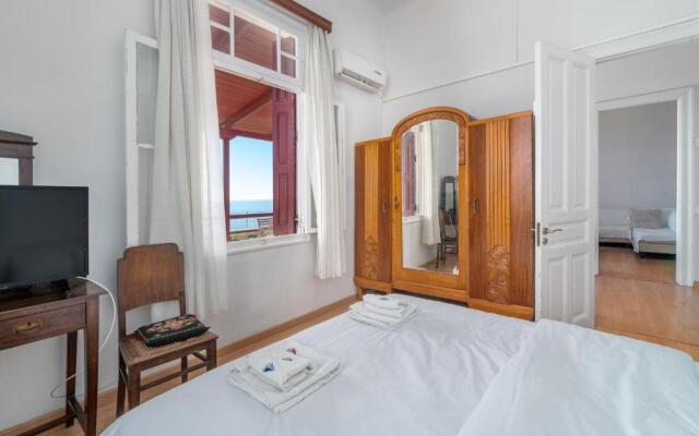 Villa Angelos