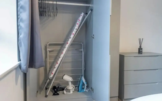 Modern 1-bed in Birmingham's Jewellery Quarter