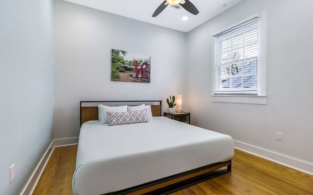 Newly Renovated 4BD Penthouse