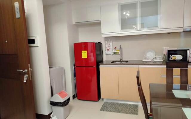 Condo 101 at NewPort City