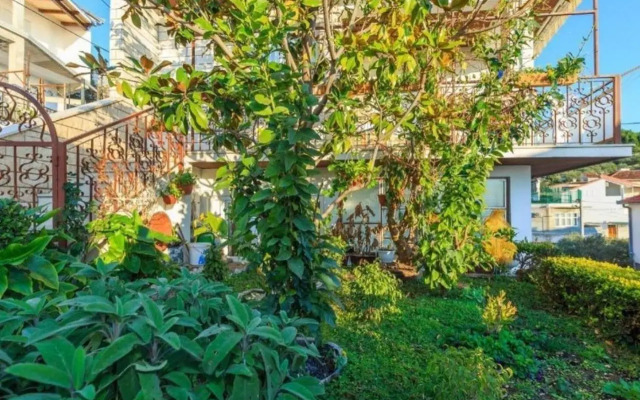 Apartments with WiFi Sumpetar, Omis - 12356