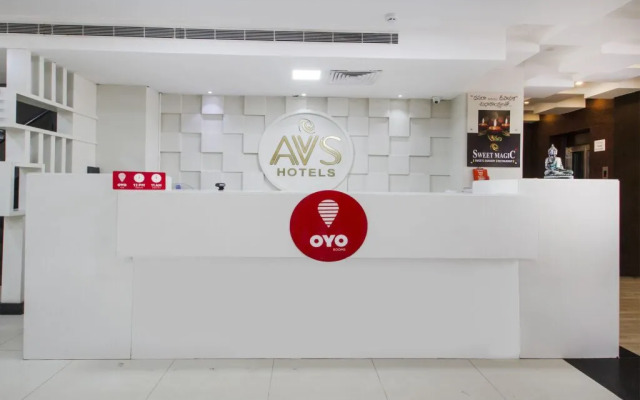 Sree Chandana Hotel by OYO Rooms