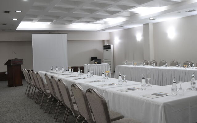 Bahira Suite Hotel