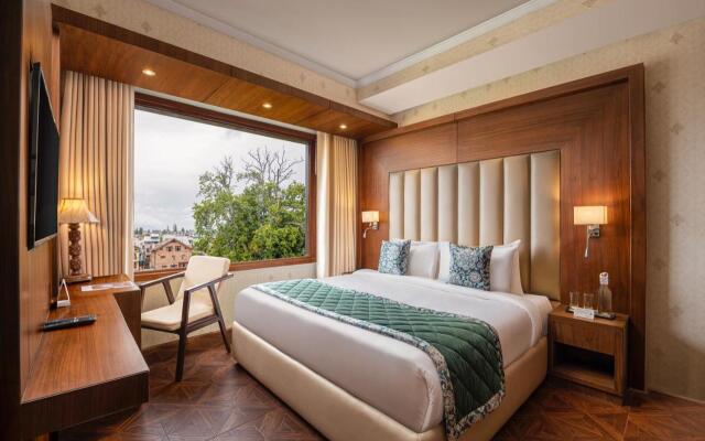 WelcomHeritage Grand Srinagar