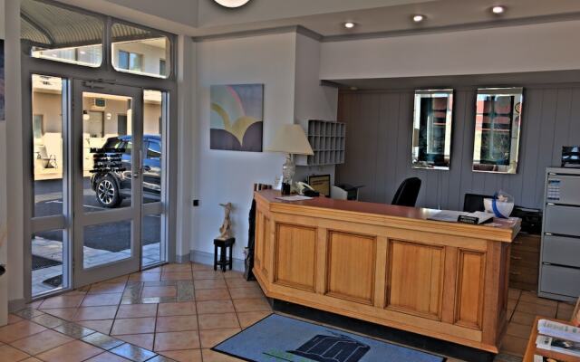 New England Motor Inn