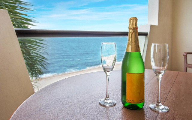 Plaza Pelicanos Grand Beach Resort - All Inclusive