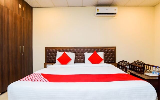 OYO Flagship 757 Blite Golf course road