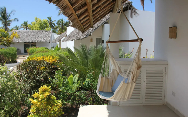 Dhow Inn Boutique Hotel