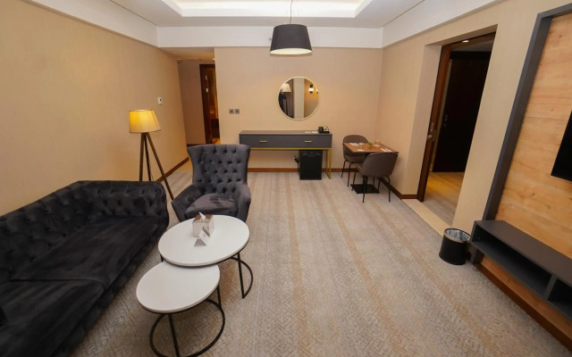 The Grand Lux Hotel