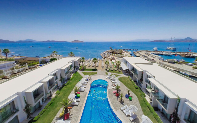 Lugga Boutique Hotel & Beach