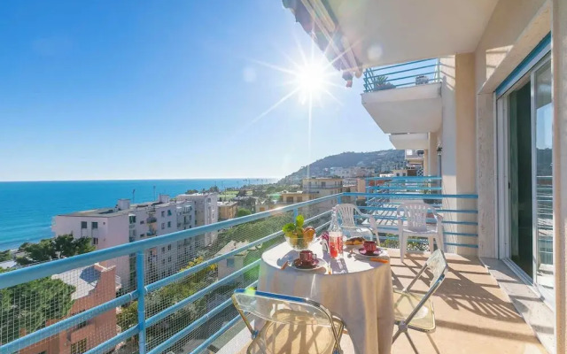 Sofy Apartment- Sea View & Private Parking