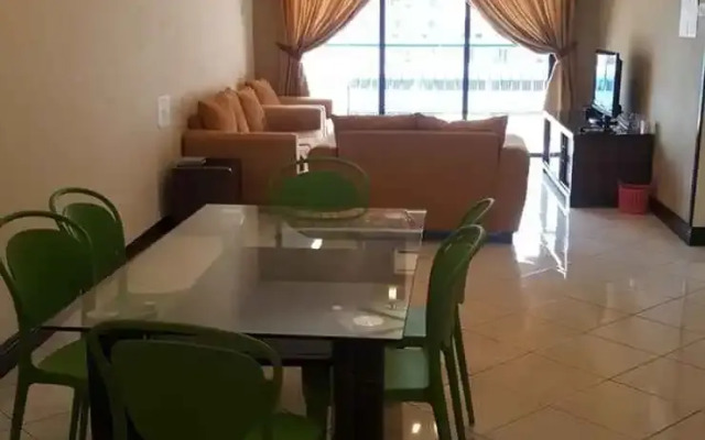 Oakley Homestay Marina Court Kota Kinabalu
