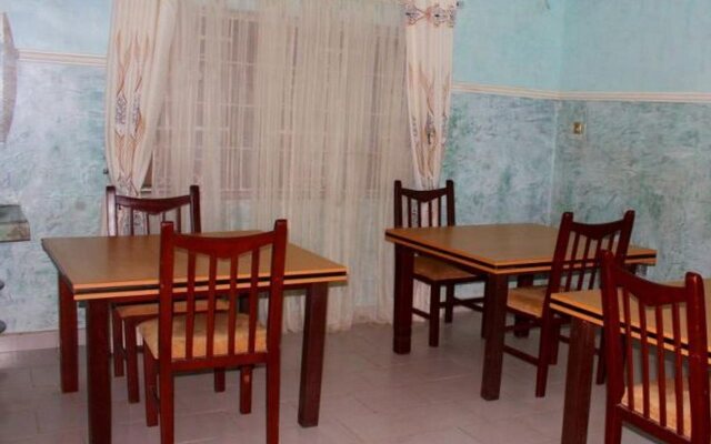 Specs Suites