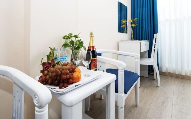 Senses Central Hotel