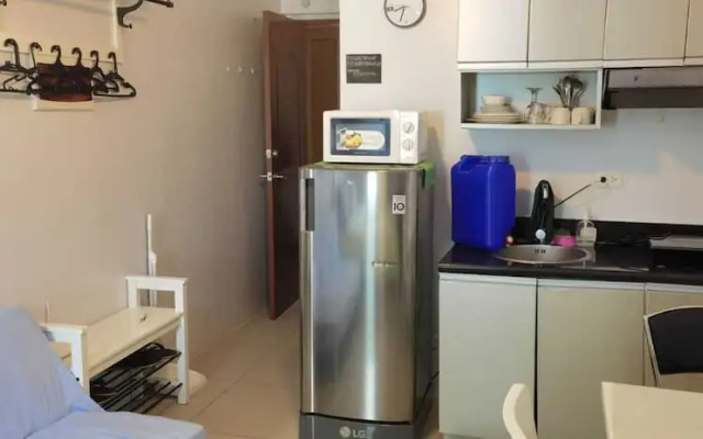 OYO 1172 MVM Transient House