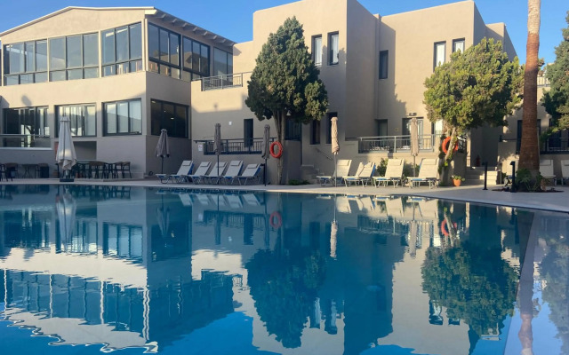 Blue Aegean Hotel & Suites